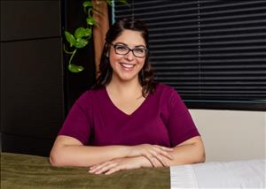 Massage Therapist Image