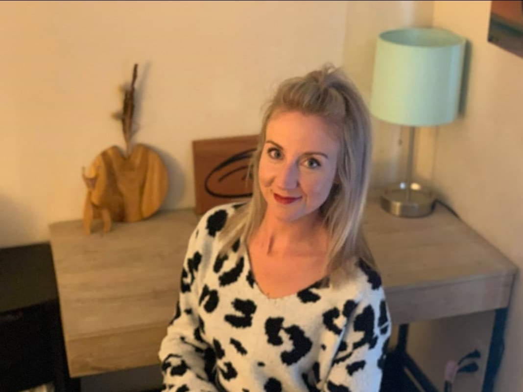 Massage Therapist Image