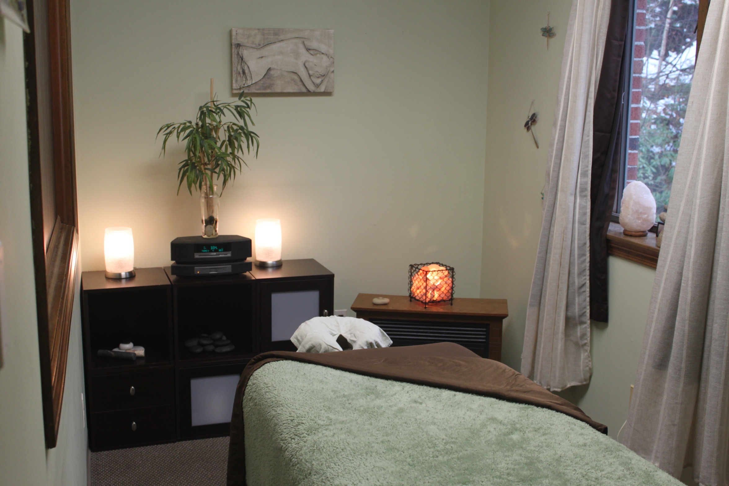 Massage Therapist Image