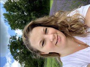 Massage Therapist Image