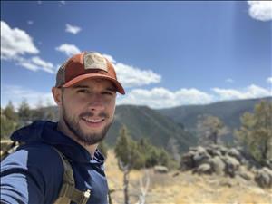 Massage Therapist Image