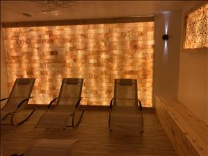 Massage Therapist Image