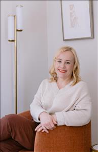 Massage Therapist Image