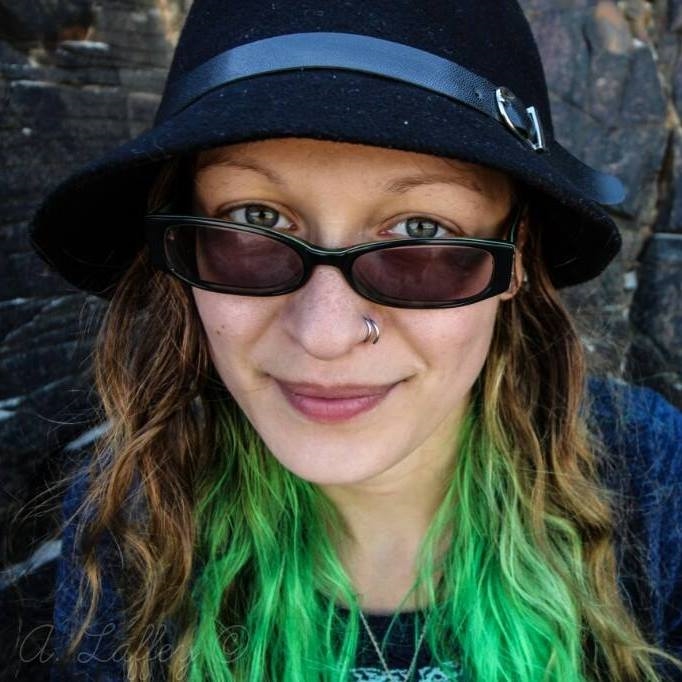 Massage Therapist Image