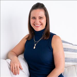 Massage Therapist Image