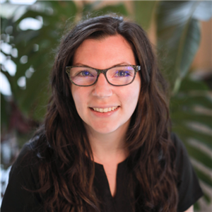 Massage Therapist Image