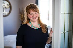 Massage Therapist Image