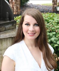 Massage Therapist Image