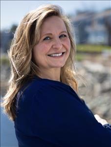 Massage Therapist Image