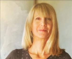 Massage Therapist Image