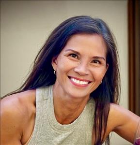 Massage Therapist Image