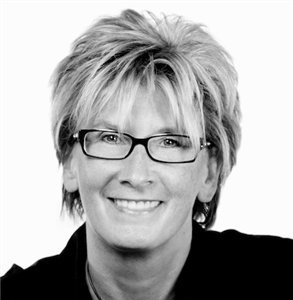 Massage Therapist Image